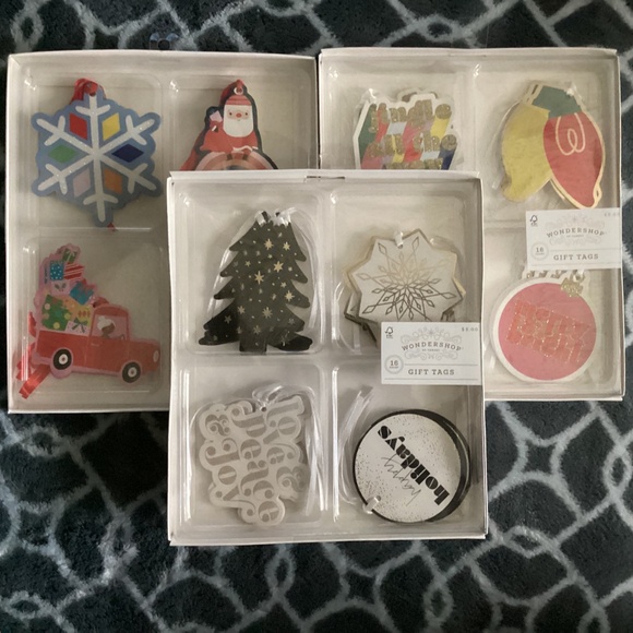 Wondershop Gift Tags Bundle 16 count/pack New - Picture 2 of 5
